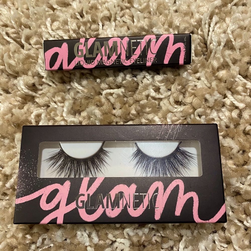 25$ Glamnetic Bella lashes + magnetic liner black